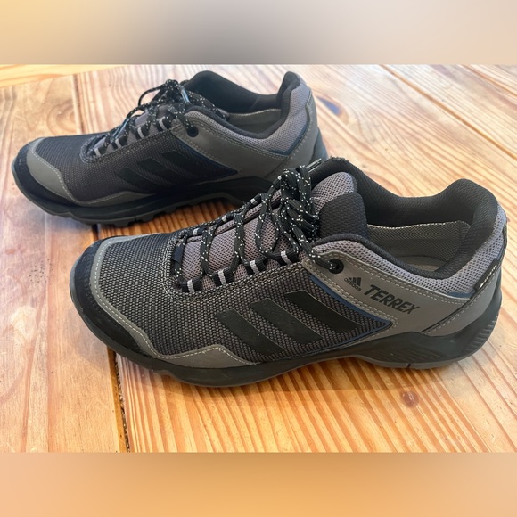 adidas Terrex Hiking Shoe - Picture 4 of 8